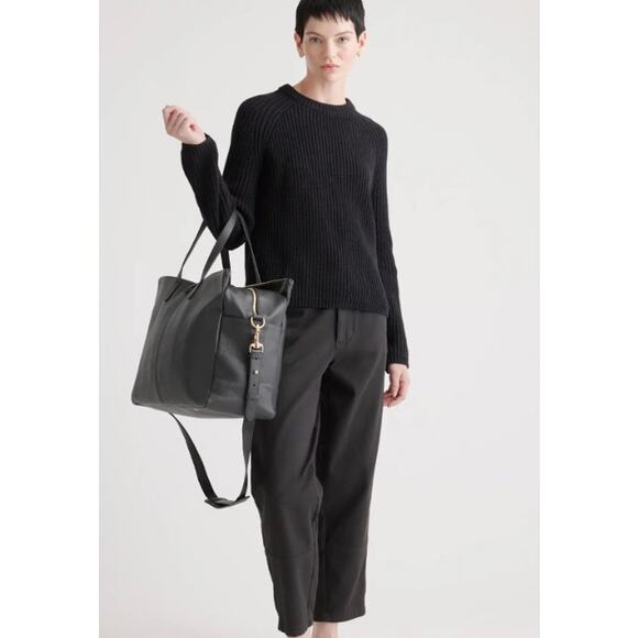 New !Quince Luxury Italian Leather Triple Compartment Black Weekender Bag Unisex - Picture 5 of 7